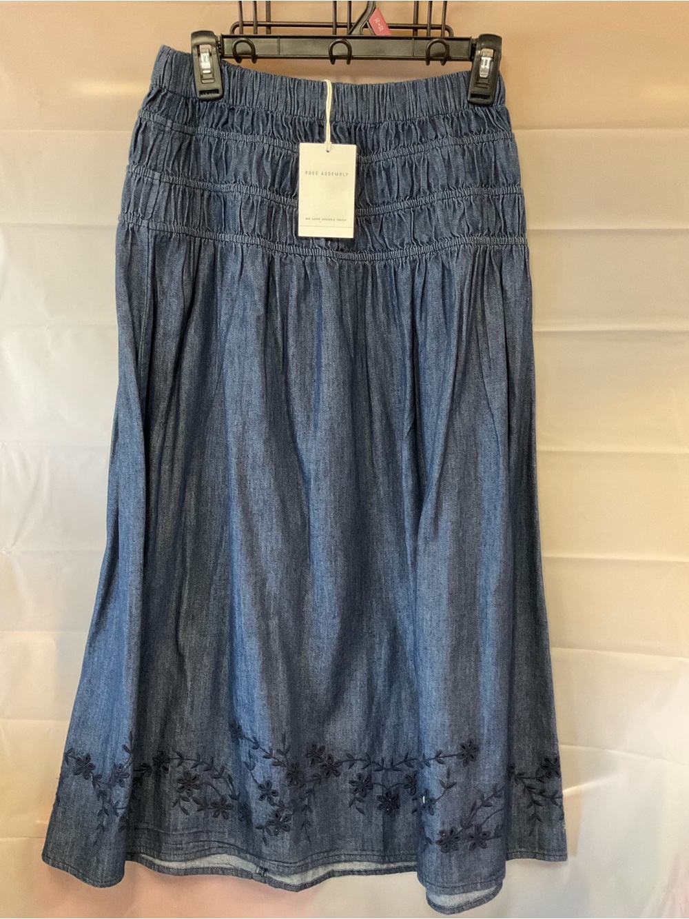 Free Assembly Casual Blue Denim Maxi Skirt with Embroidered Hem